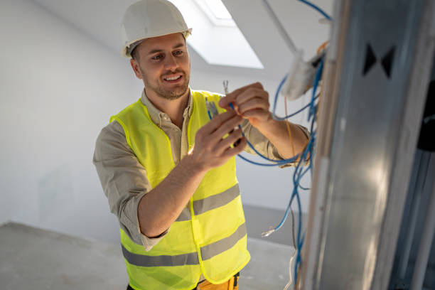 Best Emergency Electrical Repair  in Oakdale, NY